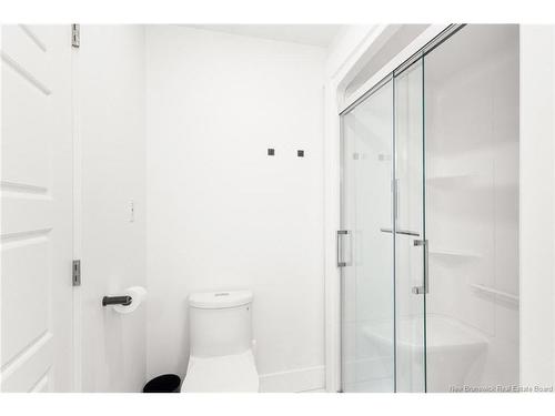 2 Huntingdon Ci, Fredericton, NB 