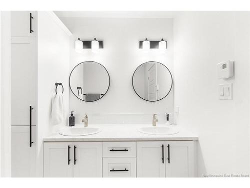 2 Huntingdon Ci, Fredericton, NB 
