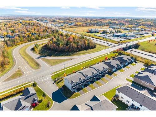 2 Huntingdon Ci, Fredericton, NB 