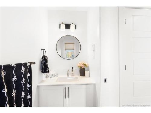 2 Huntingdon Ci, Fredericton, NB 