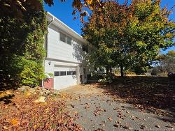 715 Clements DR  Fredericton, NB E3A 7J2