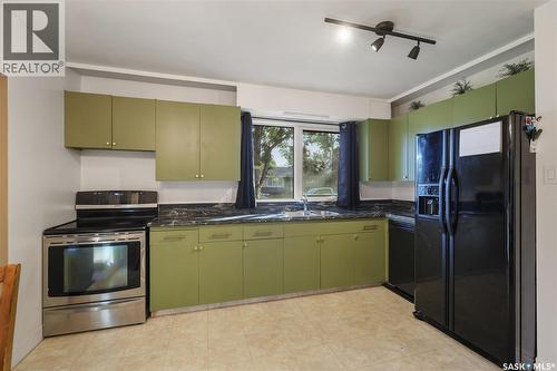 3320 Perry Avenue, Regina, SK 