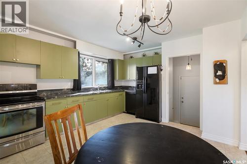3320 Perry Avenue, Regina, SK 