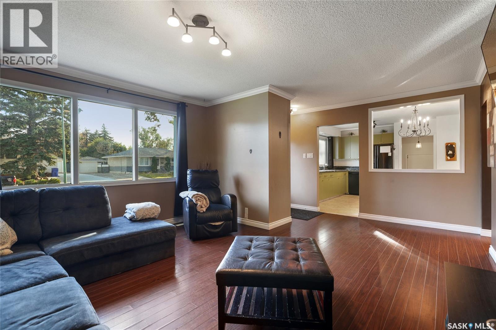 3320 Perry Avenue, Regina, SK