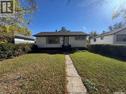 629 17th AVENUE E  Regina, SK S4N 0Y8