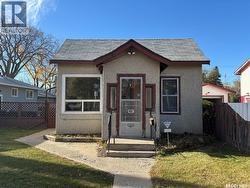 451 T AVENUE S  Saskatoon, SK S7M 3B3