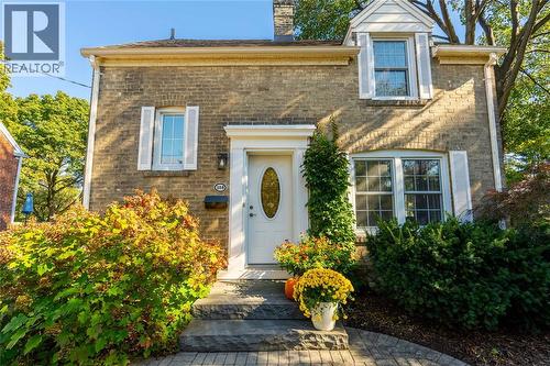 108 CECIL STREET  Sarnia, ON N7T 6W2