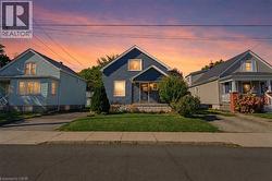 206 CRAIGROYSTON Road  Hamilton, ON L8K 3K3