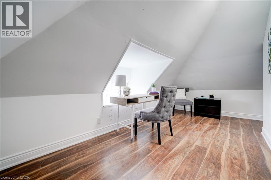 9 Gibson Avenue, Hamilton, ON
