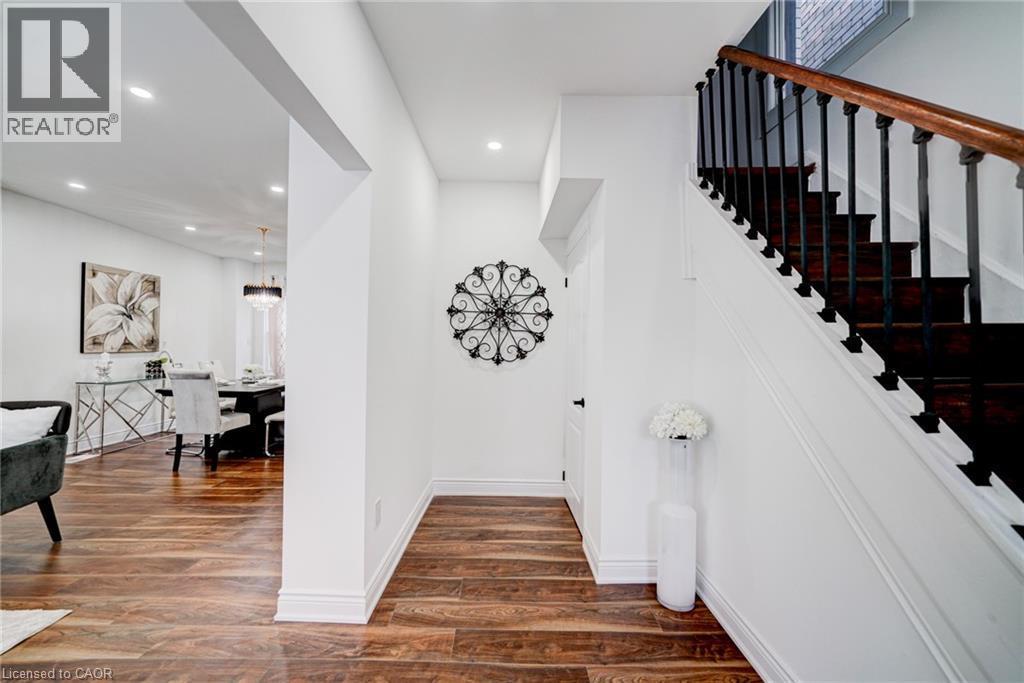 9 Gibson Avenue, Hamilton, ON