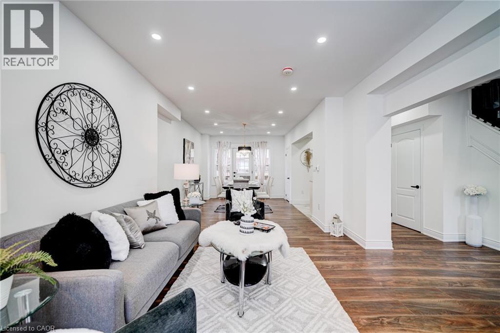9 Gibson Avenue, Hamilton, ON