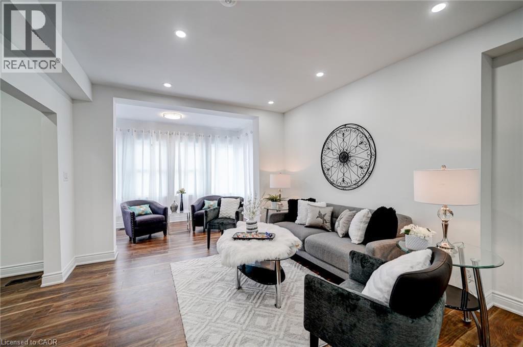 9 Gibson Avenue, Hamilton, ON