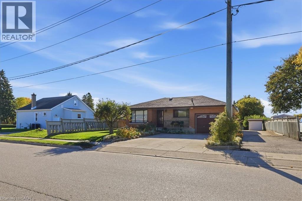 207 Elliott Street, Cambridge, ON
