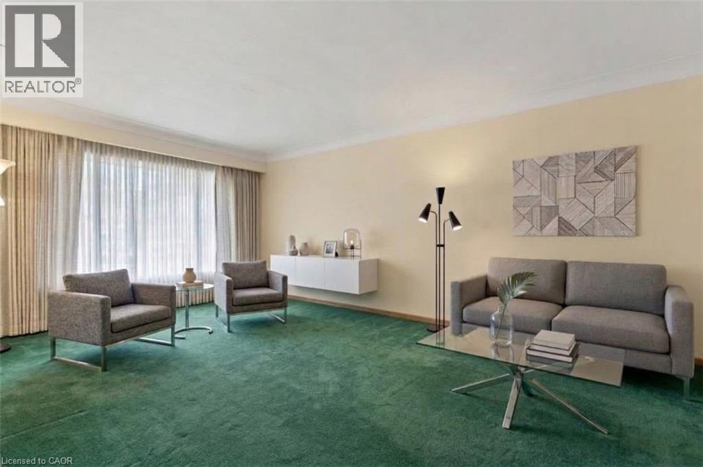 THIS PHOTO HAS BEEN VIRTUALLY STAGED - 207 Elliott Street, Cambridge, ON