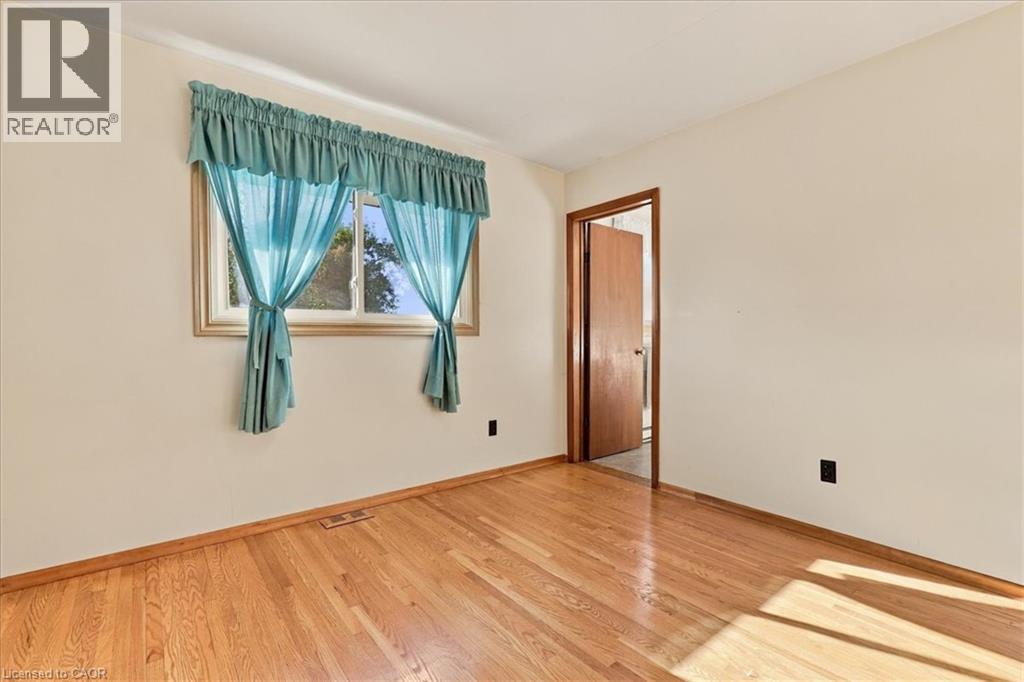 207 Elliott Street, Cambridge, ON