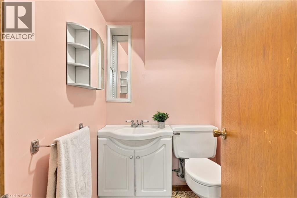 207 Elliott Street, Cambridge, ON