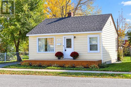 231 WOODBINE AVENUE  Peterborough (Ashburnham Ward 4), ON K9H 1N8