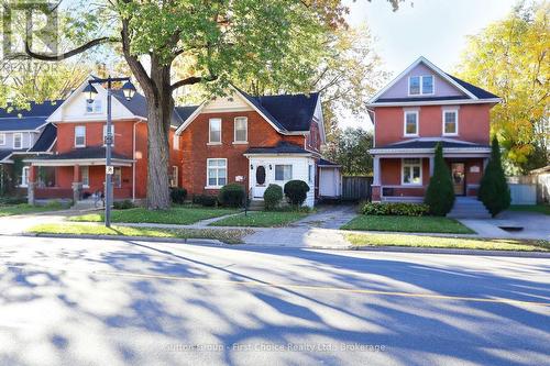 257 ONTARIO STREET  Stratford, ON N5A 3H6