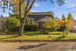 826 I AVENUE N  Saskatoon, SK S7L 2H3