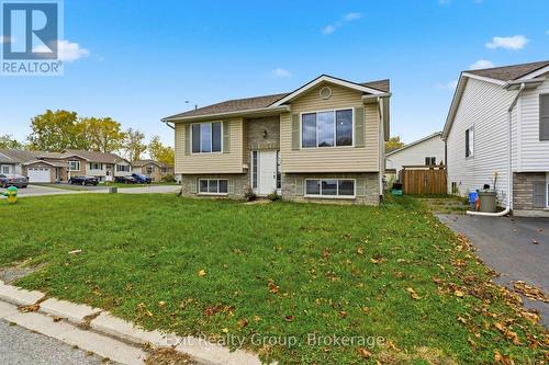 14 BUTLER LANE  Belleville (Belleville Ward), ON K8P 5M8