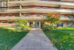 210 - 11 WOODMAN DRIVE S  Hamilton, ON L8K 4E3