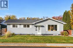 2606 37th STREET W  Saskatoon, SK S7L 4E8