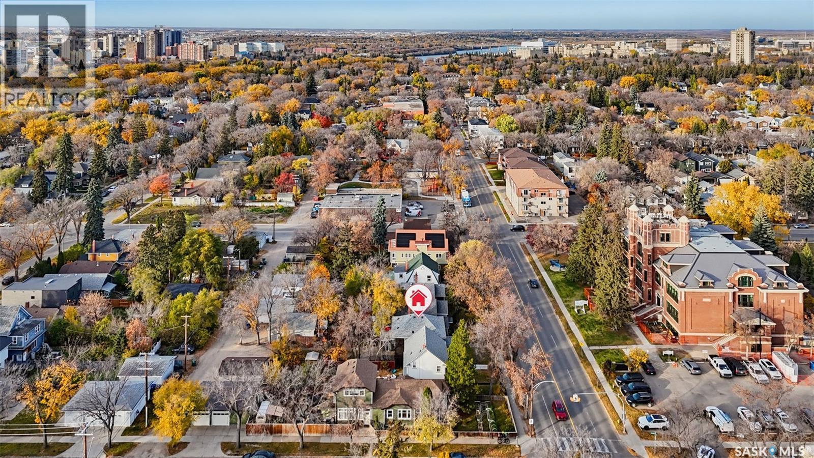615 Clarence Avenue S, Saskatoon, SK