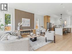 101 957 EDGAR AVENUE  Coquitlam, BC V3K 2K1