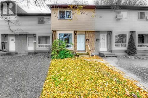 13 - 243 HAMPTON AVENUE  Sarnia, ON N7S 4Y7
