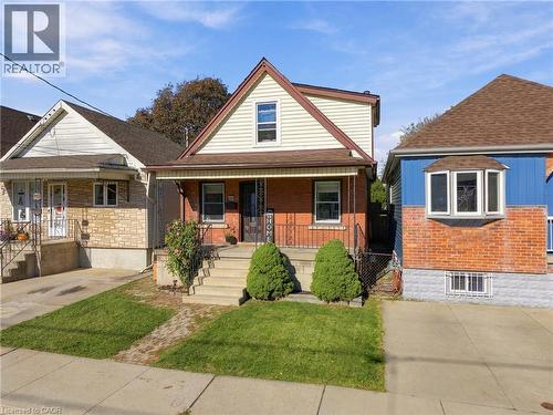 153 ALBANY Avenue  Hamilton, ON L8H 2H7