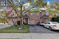 72 DESERT SAND DRIVE Brampton, ON L6R 1V6