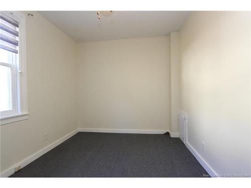 203 Mcneill Ave, Fredericton, NB 