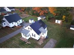 203 McNeill AVE  Fredericton, NB E3A 1J5