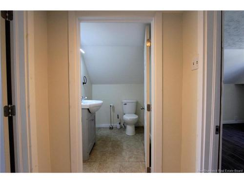 203 Mcneill Ave, Fredericton, NB 