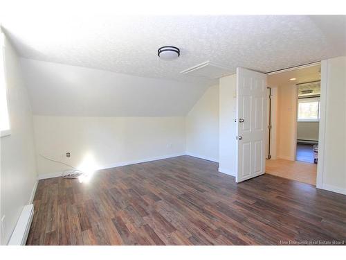 203 Mcneill Ave, Fredericton, NB 