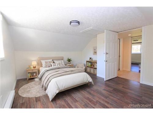 203 Mcneill Ave, Fredericton, NB 