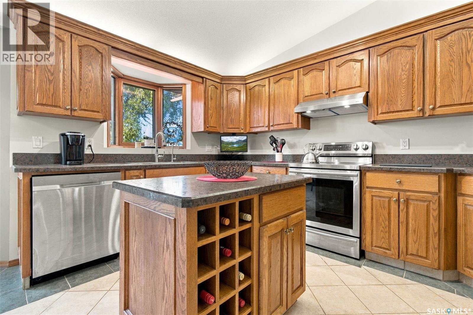 8310 Sherwood Drive, Regina, SK