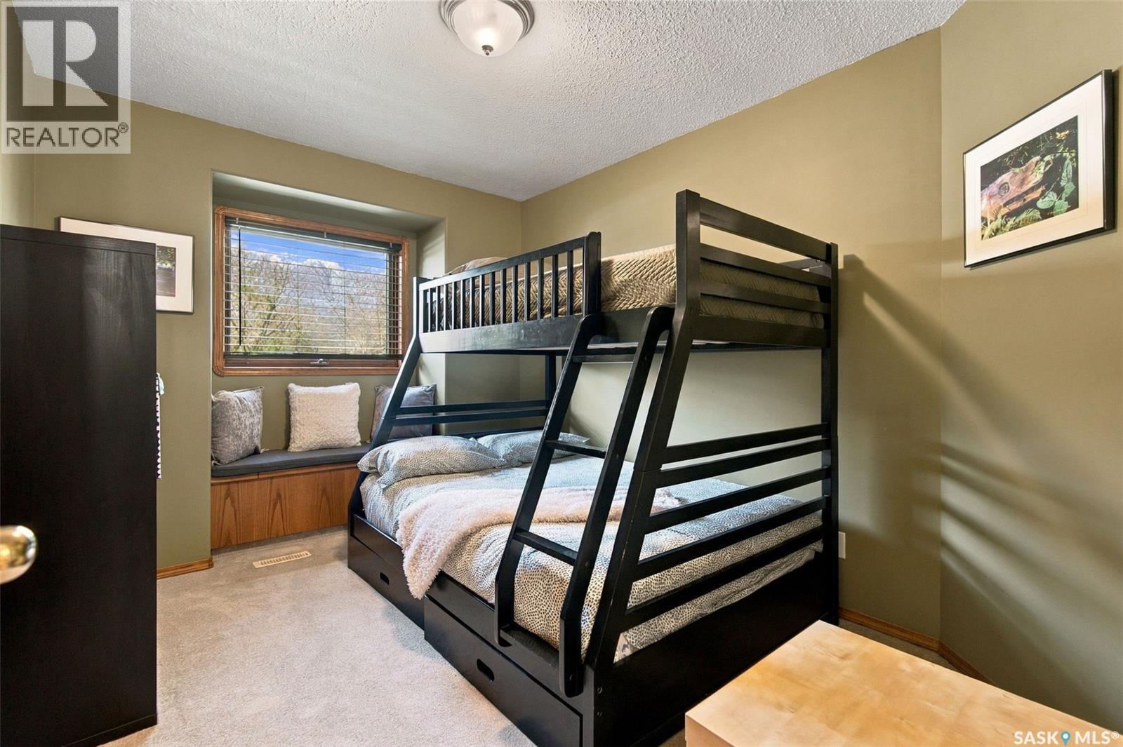 8310 Sherwood Drive, Regina, SK