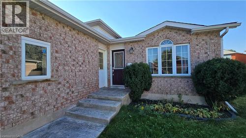 7 Jade Court, Cambridge, ON 