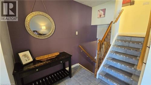 7 Jade Court, Cambridge, ON 