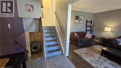 7 Jade Court, Cambridge, ON 