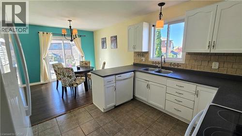 7 Jade Court, Cambridge, ON 