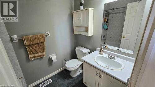 7 Jade Court, Cambridge, ON 