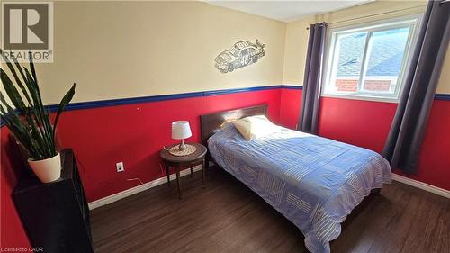 7 Jade Court, Cambridge, ON 