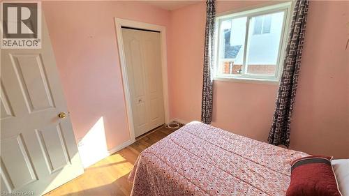 7 Jade Court, Cambridge, ON 