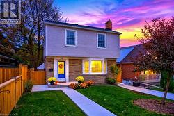 138 CAMERON Avenue S  Hamilton, ON L8K 2X7