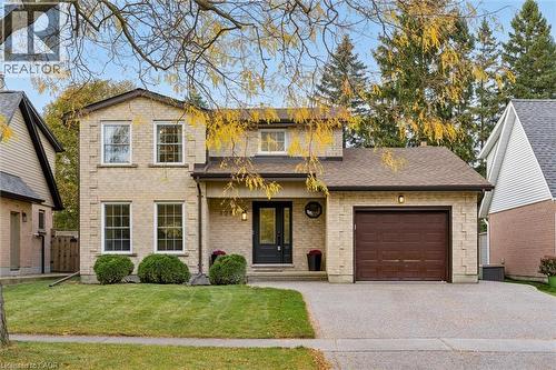 128 SUNPOINT Crescent  Waterloo, ON N2V 1V1