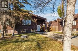 423 Russell ROAD  Saskatoon, SK S7K 7A8
