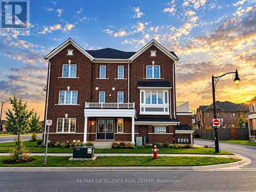 470 REMEMBRANCE ROAD  Brampton, ON L7A 5E1