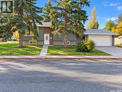 5309 2nd AVENUE N  Regina, SK S4R 0Z5